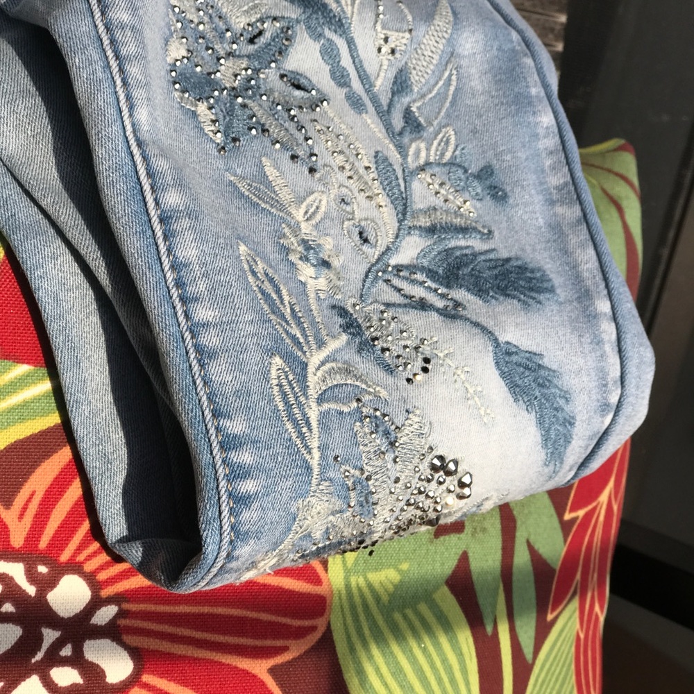 SZ 4 LAST 1! Floral Embroidered Skinny Denim - Picture 6 of 8